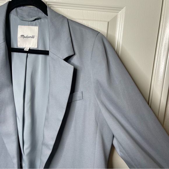 Madewell The Larsen Oversized Blazer in Drapeweave in light blue, size Medium - Picture 8 of 13